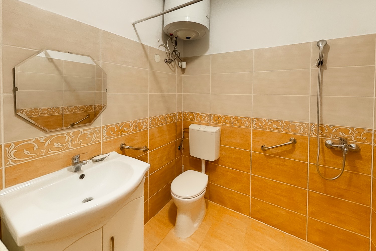 Ingatlanséta - Eladó ingatlan Budapest  2646662